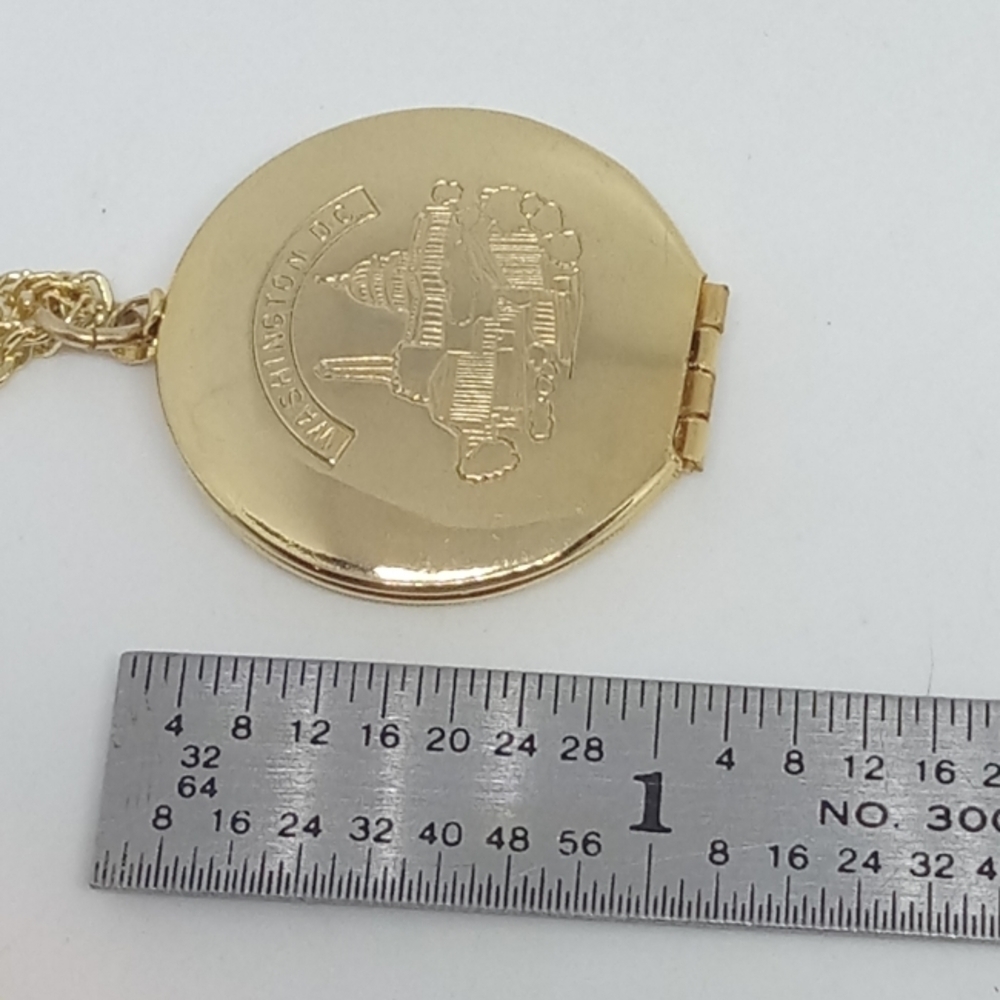* Washington DC Locket pendant gold tone 14K GP twist chain necklace - Picture 3 of 6